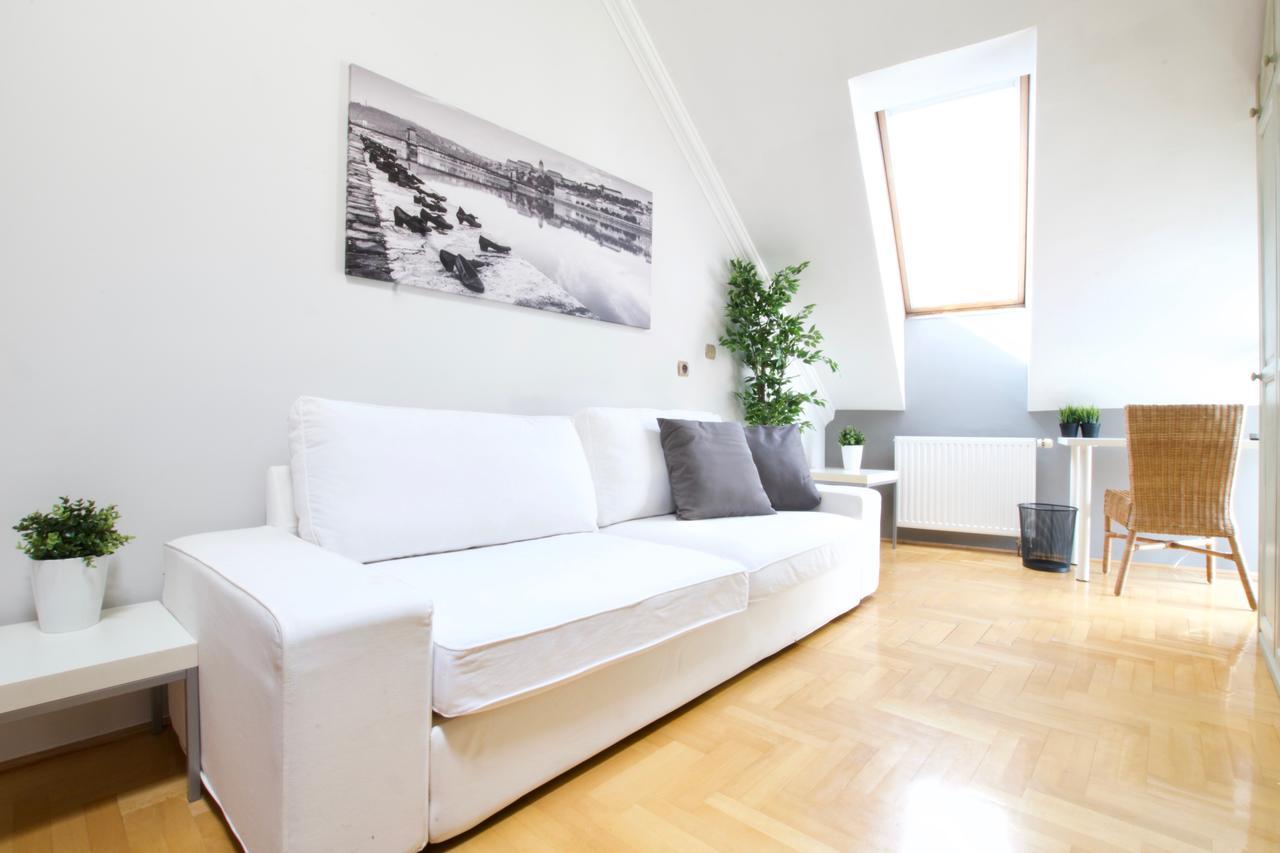 Apartmán Standerd By Hi5 - Lovag Family Budapešť